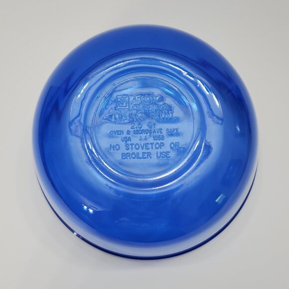 Anchor Hocking Cobalt Blue 2.5 Qt Mixing Bowl Anchor Ovenware Blue Serving Bowl - Picture 3 of 4
